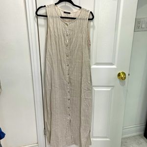 Vintage Linen Blend Maxi dress with pockets